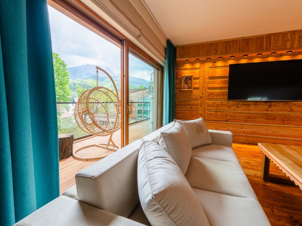 GD MAJ 2 APARTAMENTY NAROŻNE 4000 PX-47b-m